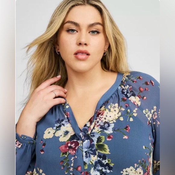 Torrid Crinkle Chiffon Raglan Tie Front Blouse 3 NWT - Picture 2 of 8